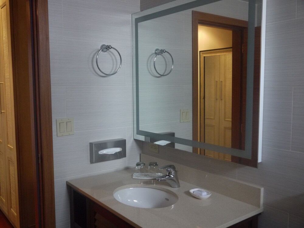 Surfrider Resort Hotel, Saipan Surfrider Resort Hotel, Saipan