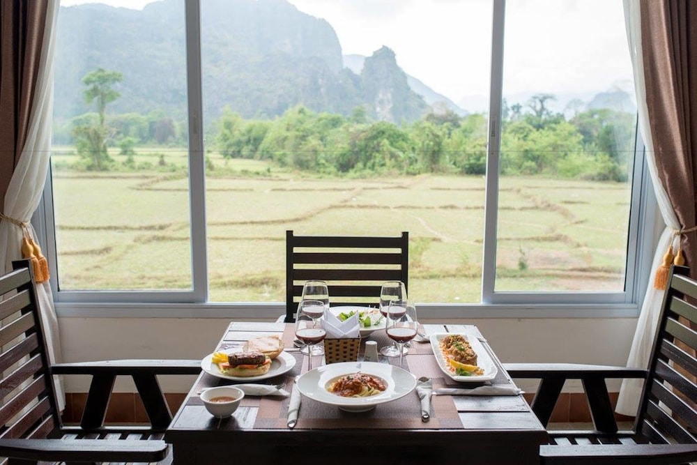 Savanh Sunset View Resort, Vang Vieng Savanh Sunset View Resort, Vang Vieng