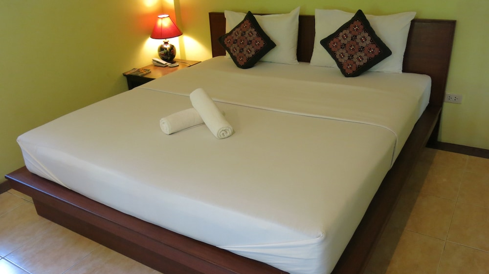 Baan La Poon Hotel, Lamphun Baan La Poon Hotel, Lamphun