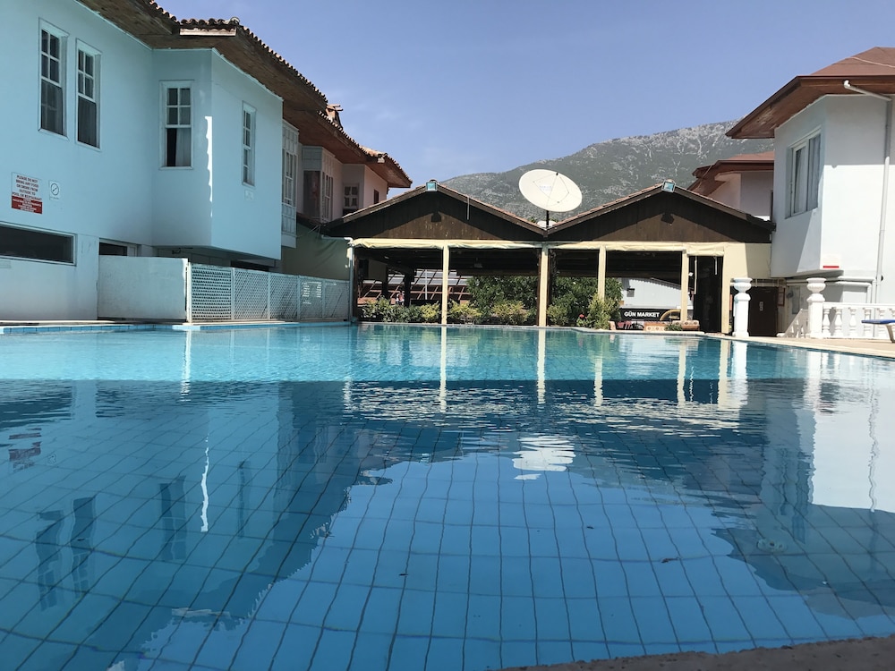R.E.D., Fethiye R.E.D., Fethiye