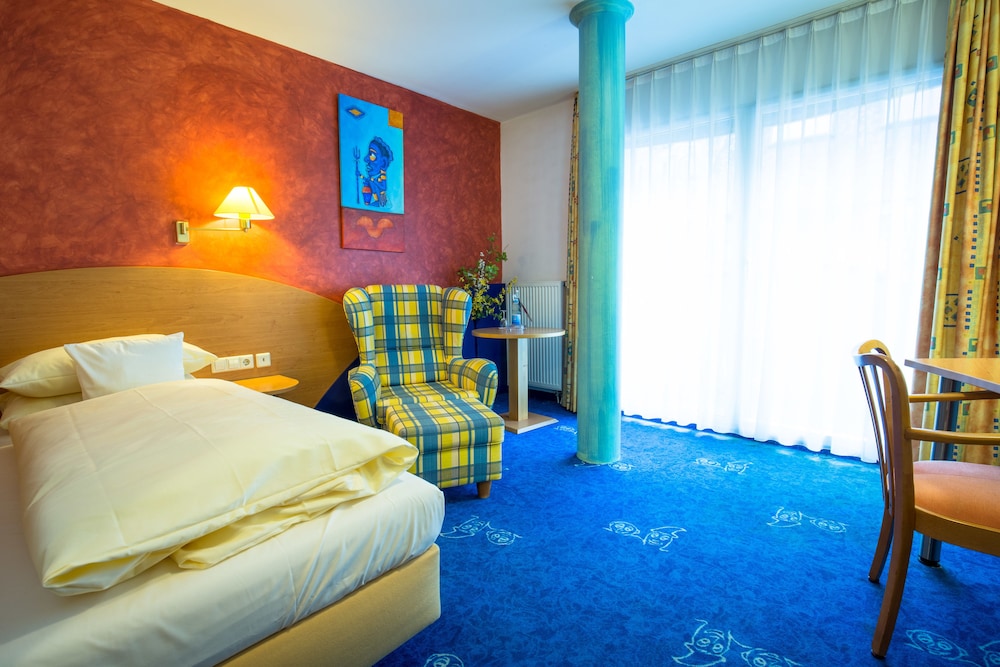 ALLVITALIS Traumhotel, Karlsruhe ALLVITALIS Traumhotel, Karlsruhe