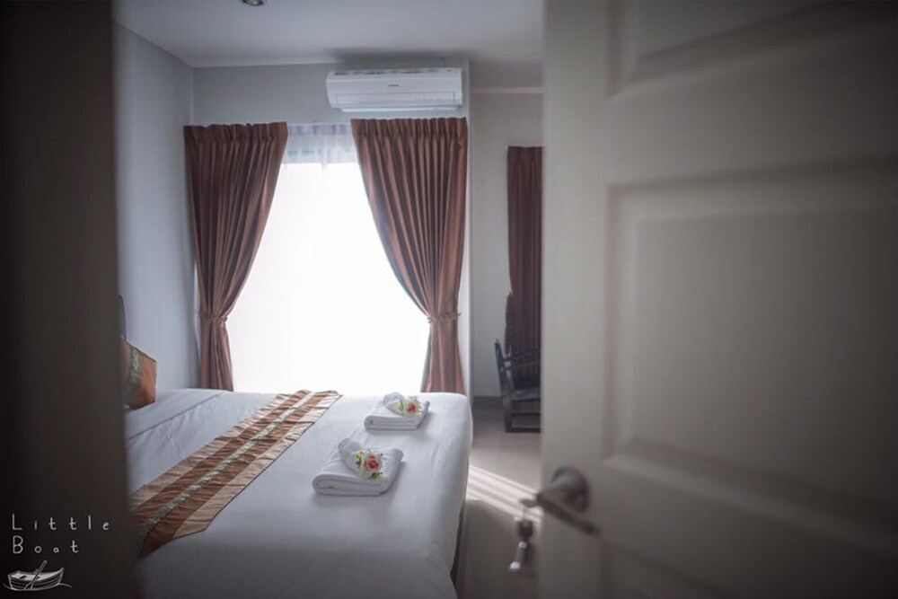 Retro Twin Home at Maesot, Mae Sot Retro Twin Home at Maesot, Mae Sot