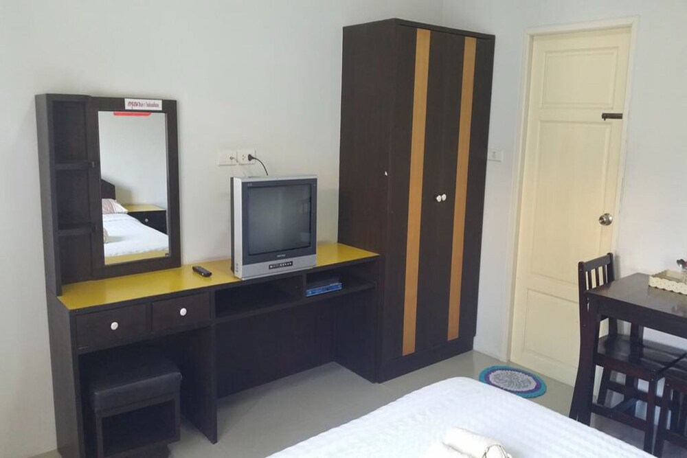 Charoen Apartment Trang, Trang Charoen Apartment Trang, Trang