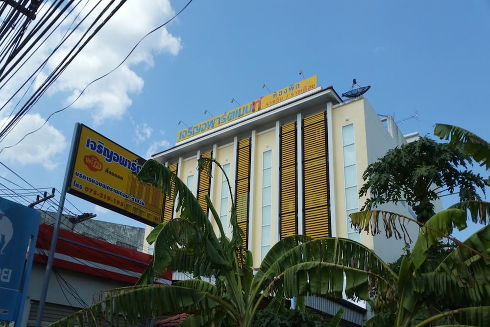 Charoen Apartment Trang, Trang Charoen Apartment Trang, Trang