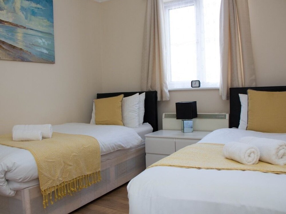 Wilton House Apartments, Southampton Wilton House Apartments, Southampton