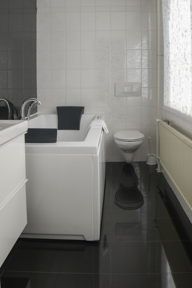 Hotel Zwanenburg, Amsterdam Hotel Zwanenburg, Amsterdam