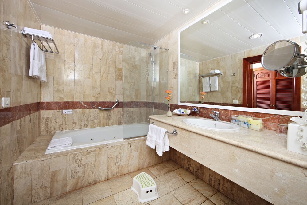 Grand Bahia Principe Punta Cana - All Inclusive, Punta Cana Grand Bahia Principe Punta Cana - All Inclusive, Punta Cana