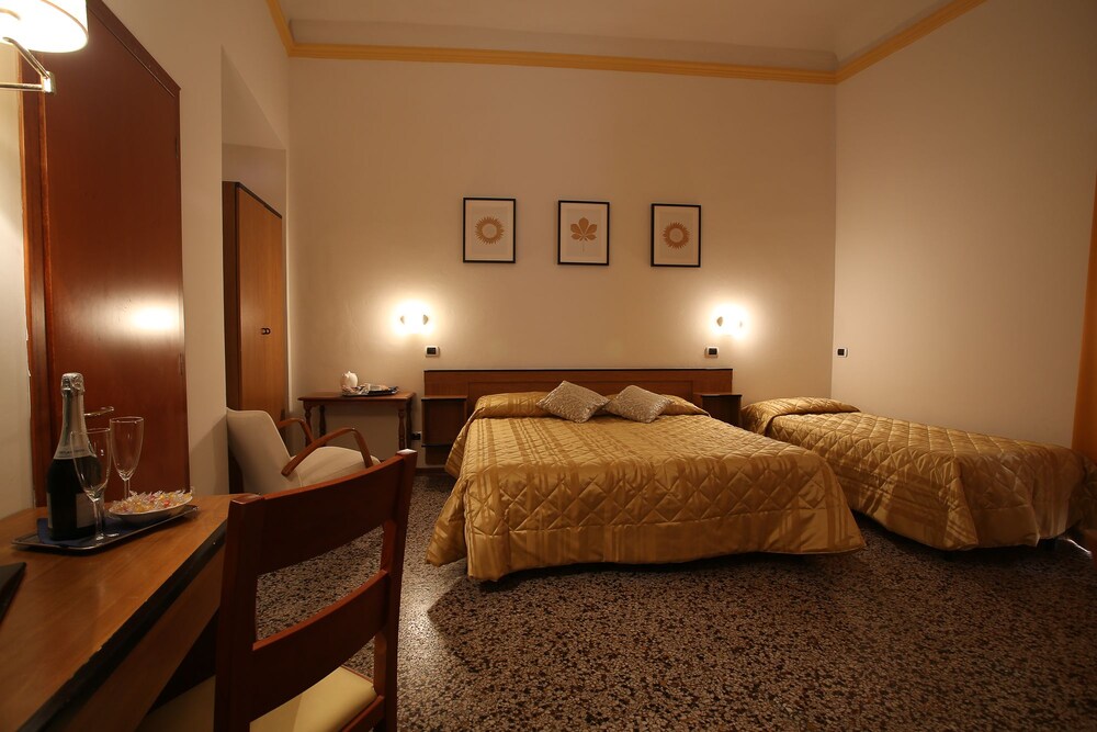 Hotel Casa del Lago, Florence Hotel Casa del Lago, Florence