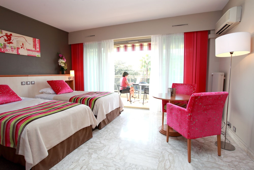 Hôtel Résidence les Strélitzias, Antibes Hôtel Résidence les Strélitzias, Antibes