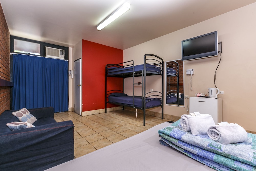 Haven Backpacker Resort, Alice Springs Haven Backpacker Resort, Alice Springs