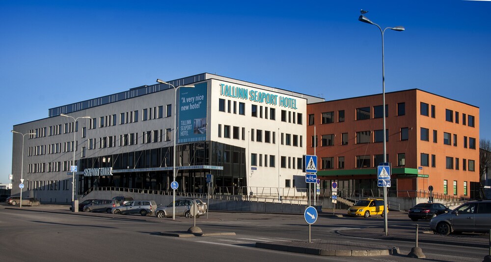Hestia Hotel Seaport, Tallinn Hestia Hotel Seaport, Tallinn