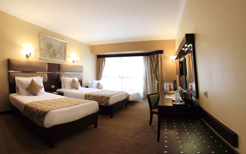 Pyramisa Suites Hotel & Casino Cairo, Cairo Pyramisa Suites Hotel & Casino Cairo, Cairo