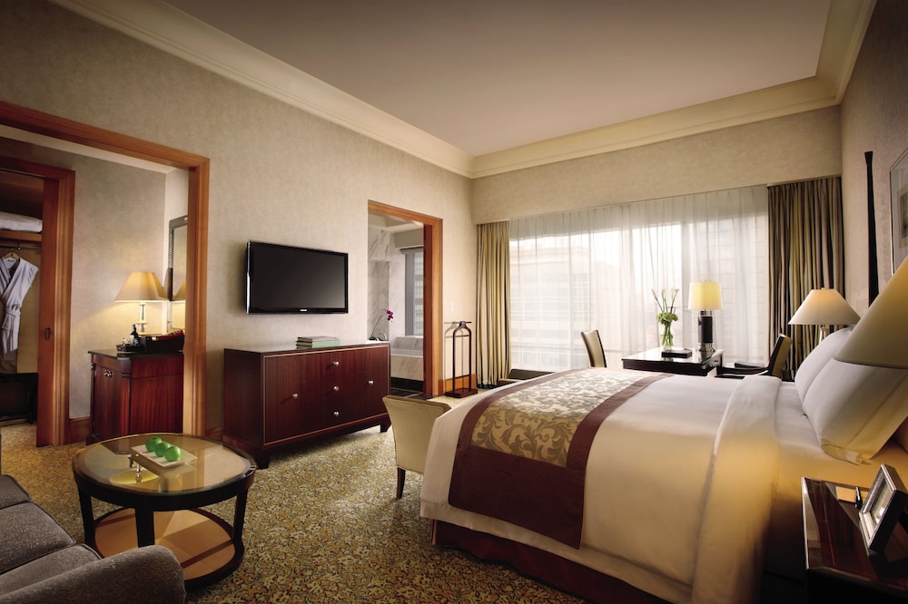 The Ritz-Carlton Jakarta, Mega Kuningan, Jakarta The Ritz-Carlton Jakarta, Mega Kuningan, Jakarta