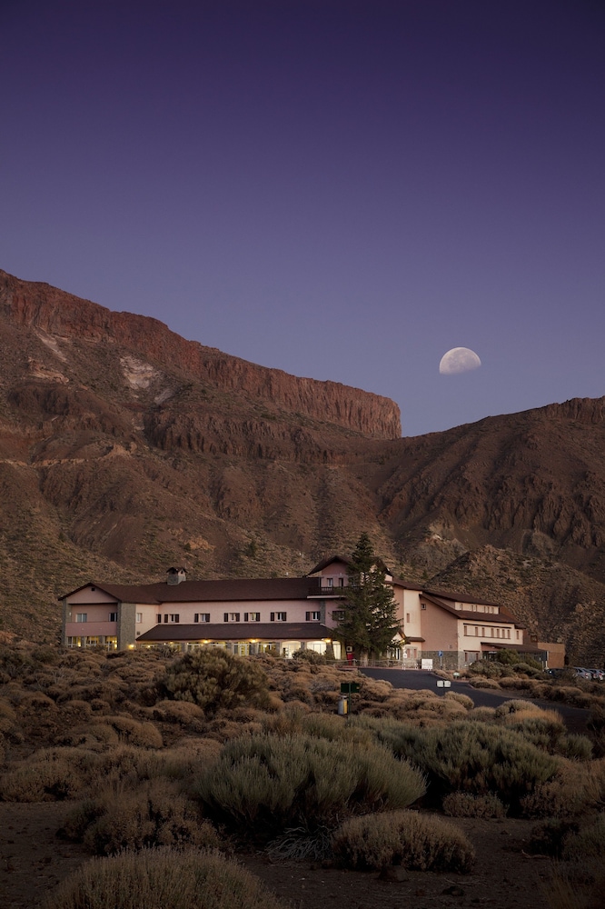 Parador de las Cañadas del Teide, Tenerife Parador de las Cañadas del Teide, Tenerife