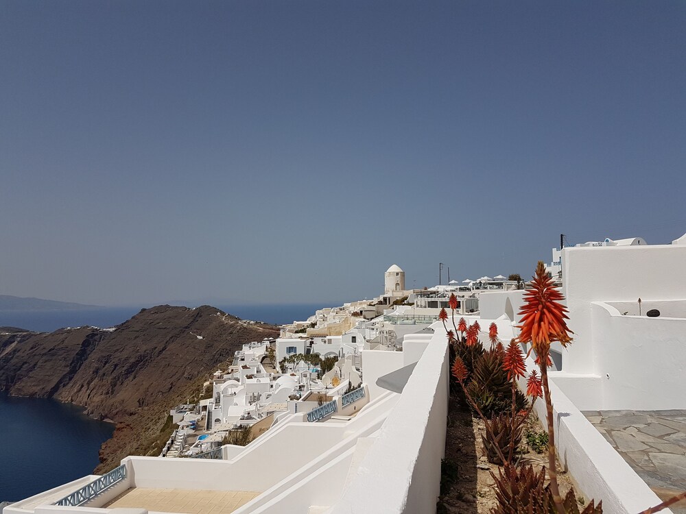 Heliotopos Hotel, Santorini Heliotopos Hotel, Santorini