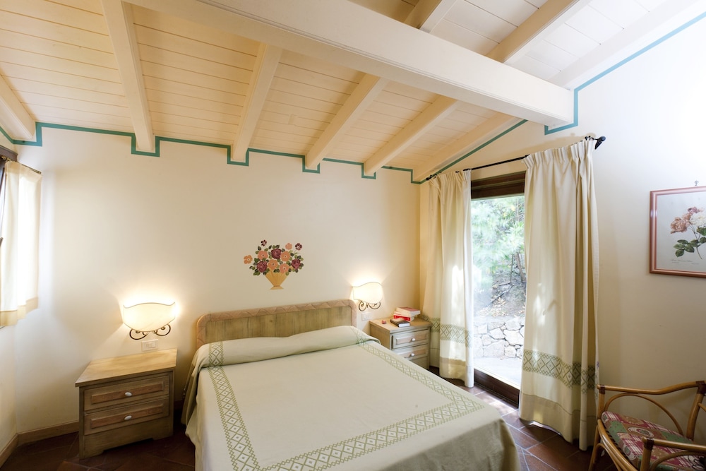 Bagaglino I Giardini di Porto Cervo, Arzachena Bagaglino I Giardini di Porto Cervo, Arzachena