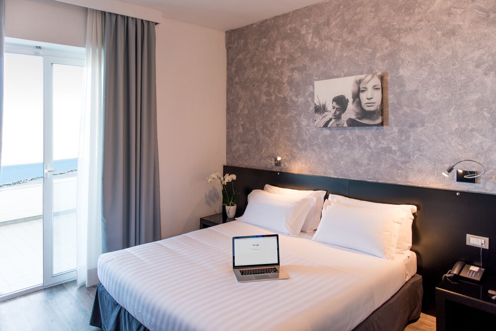 Sea Lion Hotel, Montesilvano Sea Lion Hotel, Montesilvano
