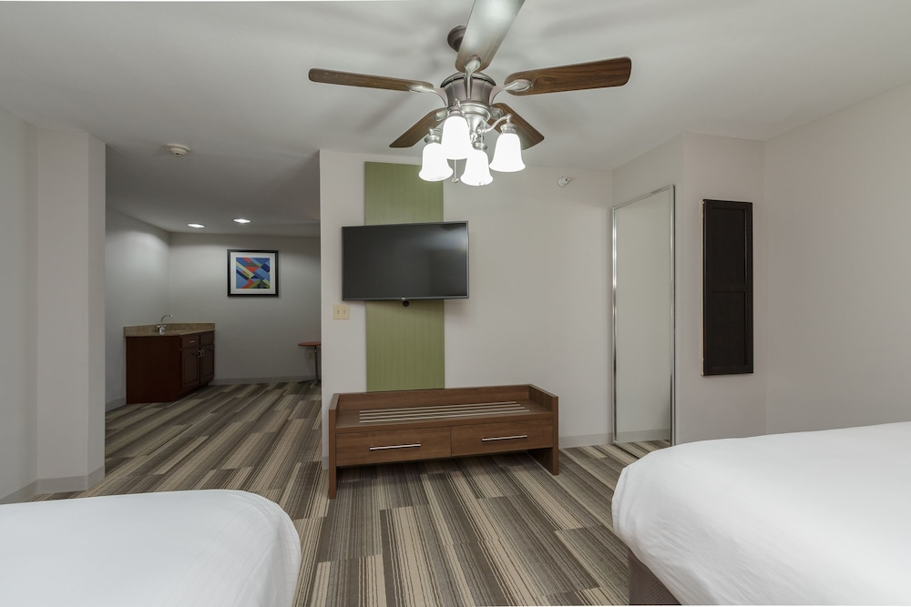 Holiday Inn Express Hotel & Suites South Bend, South Bend Holiday Inn Express Hotel & Suites South Bend, South Bend
