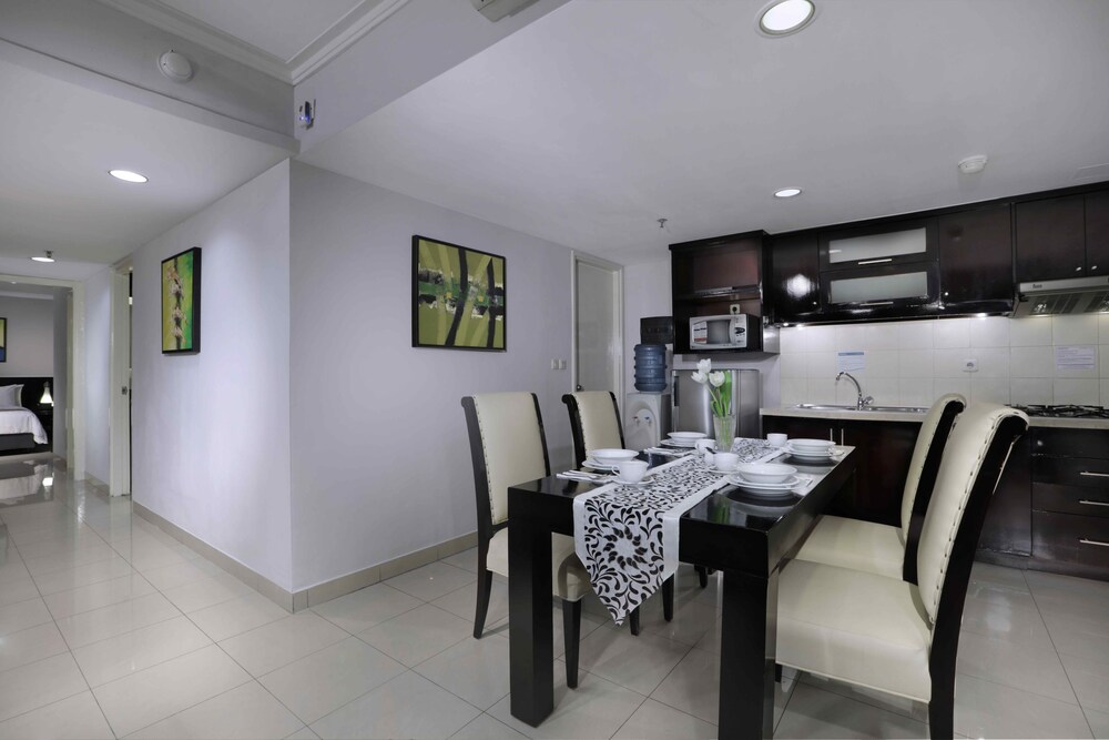 Aston Rasuna, Jakarta Aston Rasuna, Jakarta