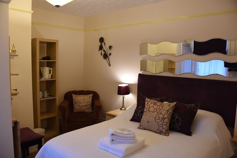 The Edward Hotel, Gloucester The Edward Hotel, Gloucester