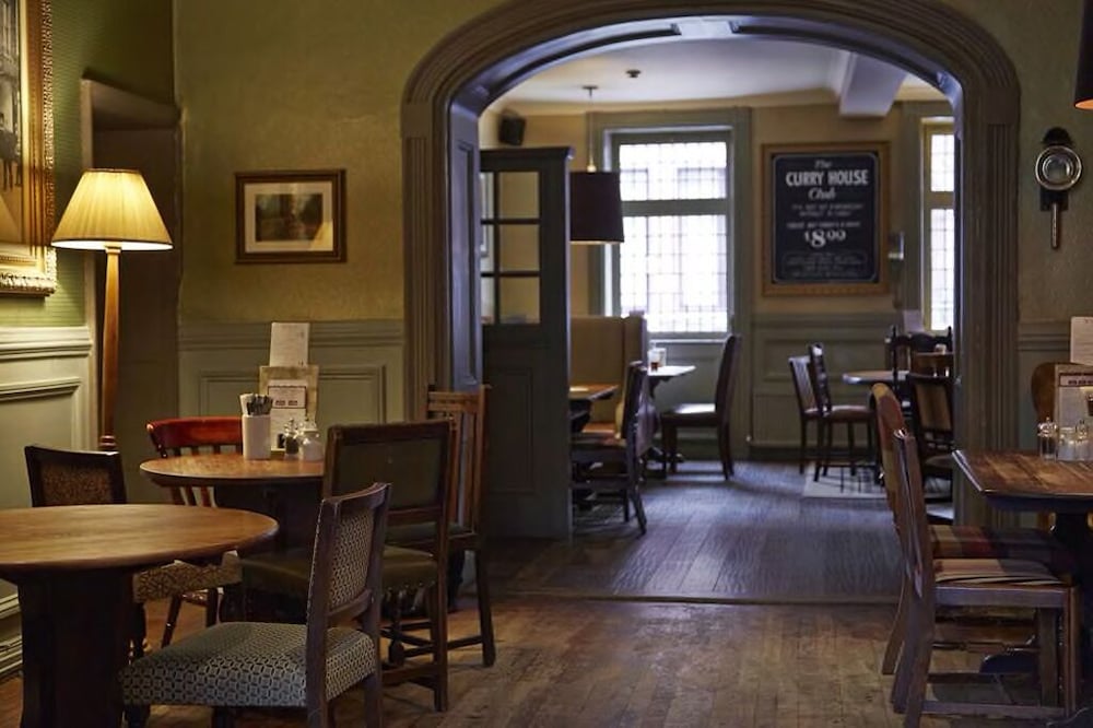 Cock Hotel Stony Stratford, Milton Keynes Cock Hotel Stony Stratford, Milton Keynes