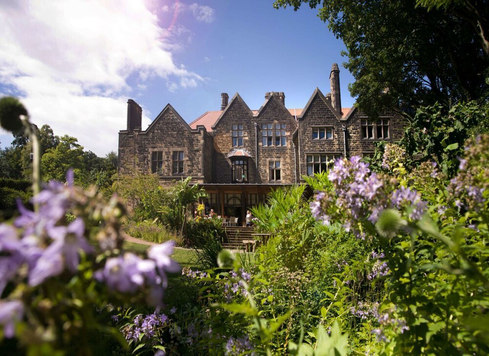 Jesmond Dene House, Newcastle-upon-Tyne Jesmond Dene House, Newcastle-upon-Tyne