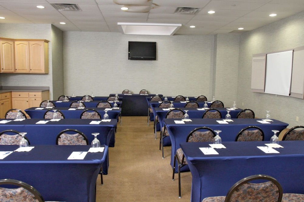 Marco LaGuardia Hotel, New York Marco LaGuardia Hotel, New York