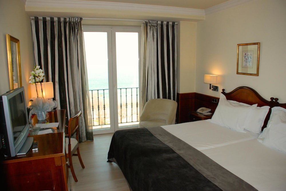 Hotel Silken Rio Santander, Cantabria Hotel Silken Rio Santander, Cantabria