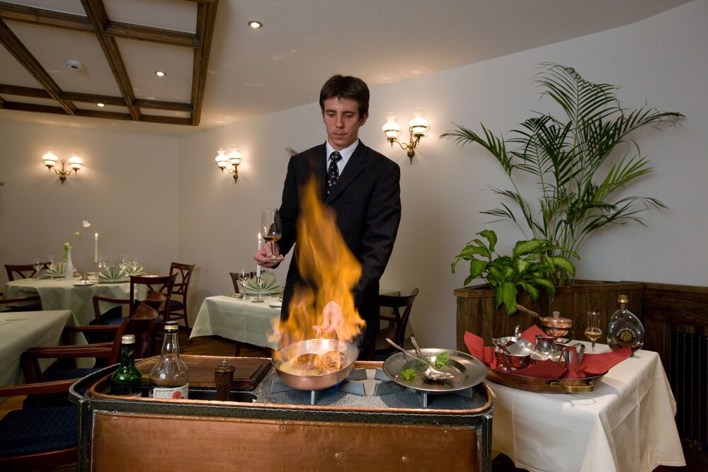Hotel Saaserhof, Saas-Fee Hotel Saaserhof, Saas-Fee