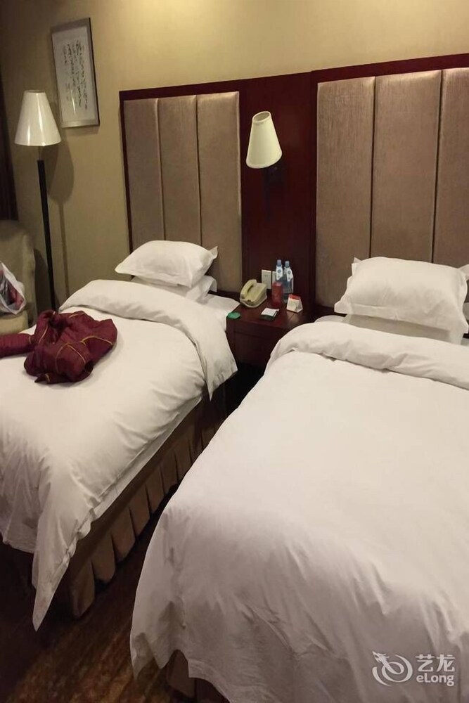 The Royal Fortune Hotel, Shenyang The Royal Fortune Hotel, Shenyang