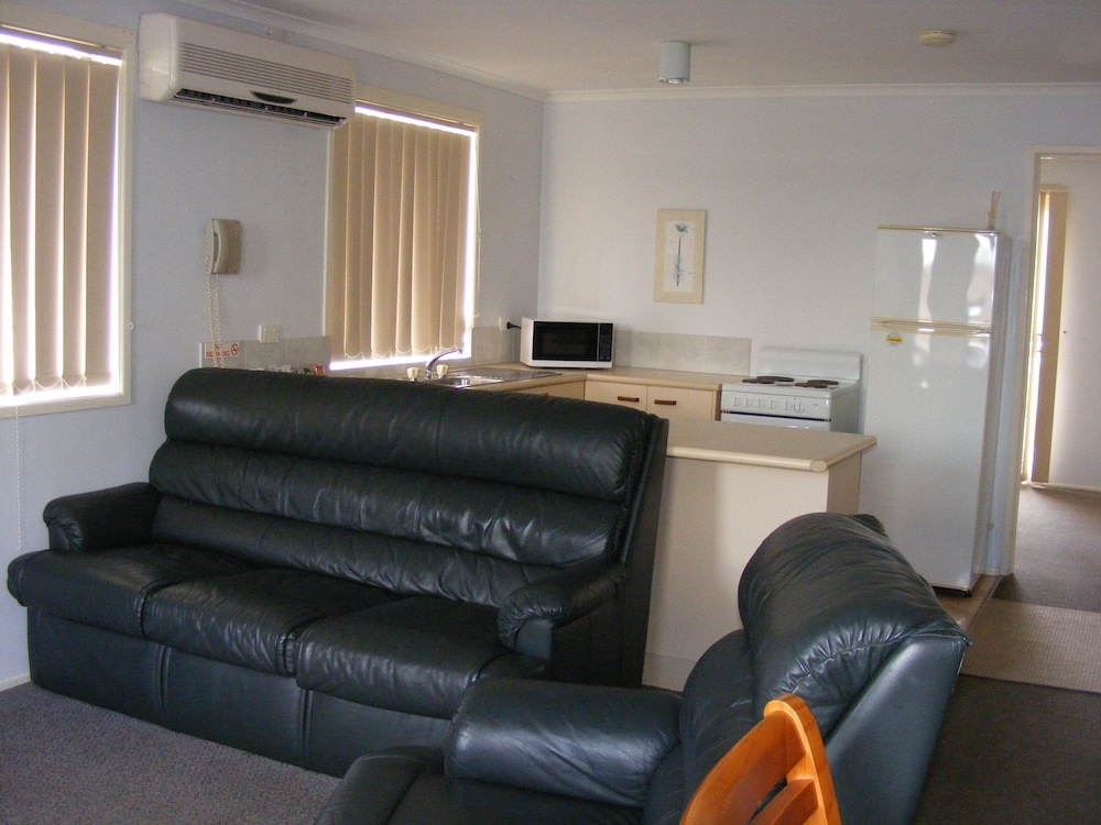 Beachside Motor Inn, Hervey Bay Beachside Motor Inn, Hervey Bay