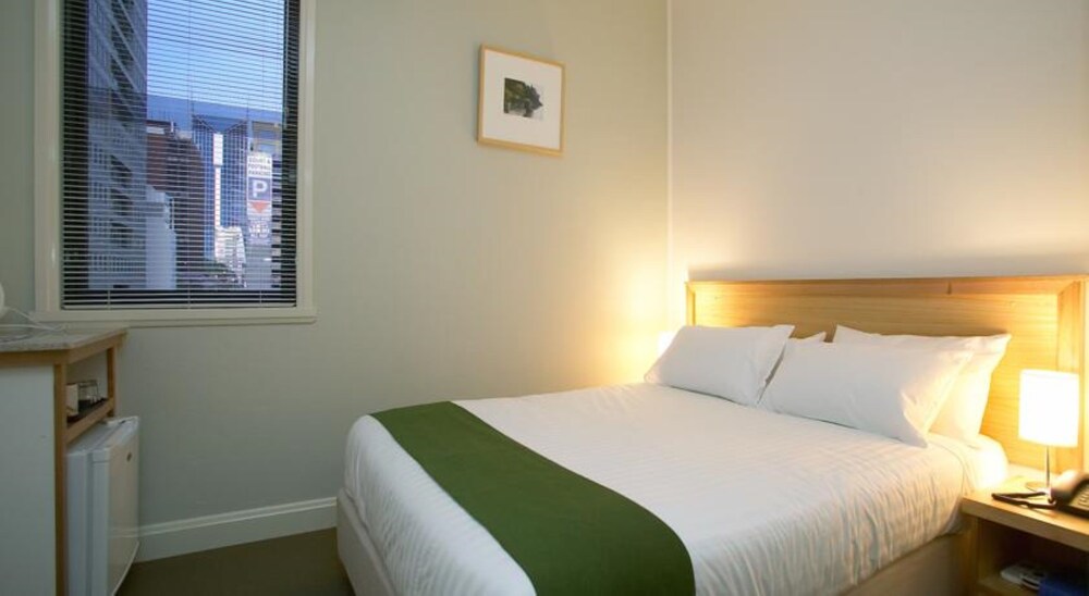 Hotel Sophia, Melbourne Hotel Sophia, Melbourne