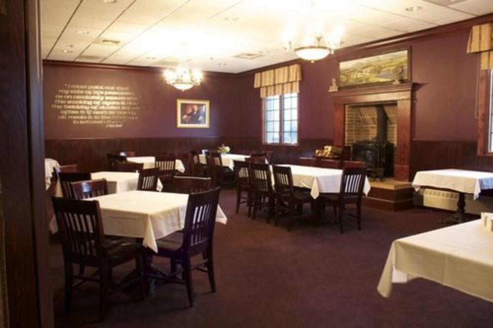 St. Brendan's Inn, Green Bay St. Brendan's Inn, Green Bay