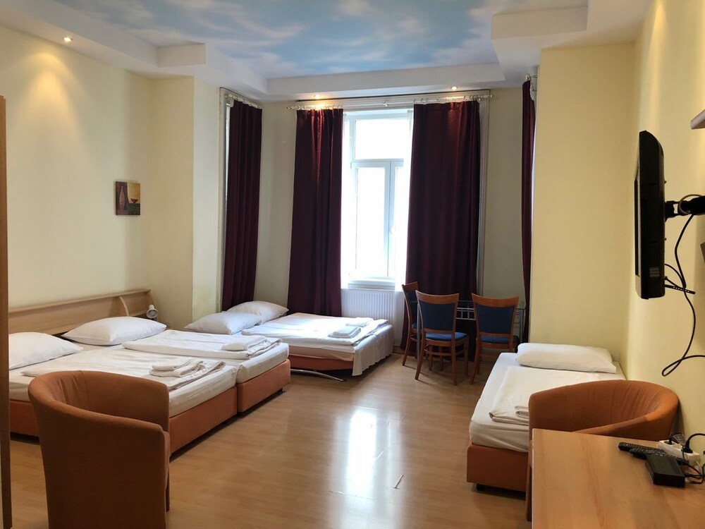Pension Vera, Vienna Pension Vera, Vienna