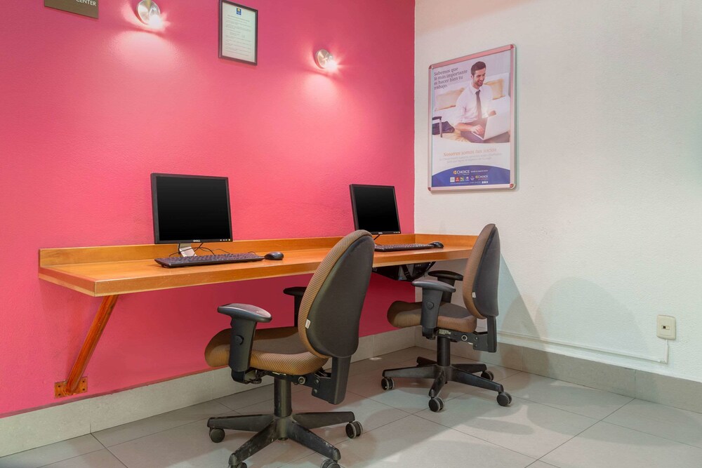 Comfort Inn Monterrey Valle Monterrey 5 2 2 7 Hotel Price