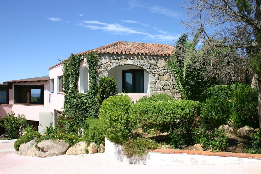 Hotel Li Graniti, Arzachena Hotel Li Graniti, Arzachena