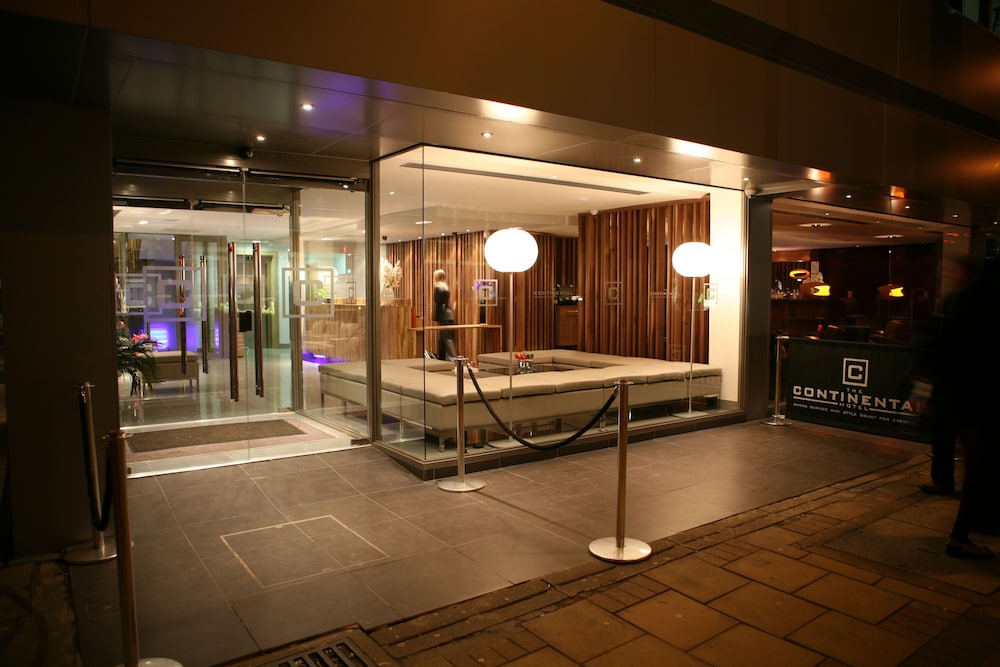 The Continental Hotel Heathrow, London The Continental Hotel Heathrow, London