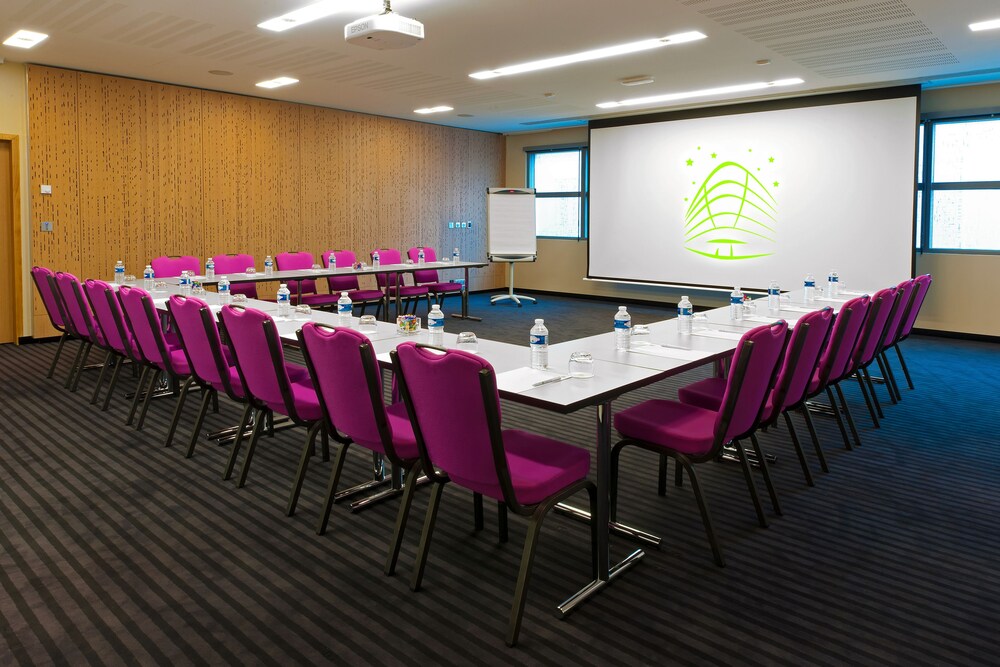 Holiday Inn Paris - Porte de Clichy, Paris Holiday Inn Paris - Porte de Clichy, Paris