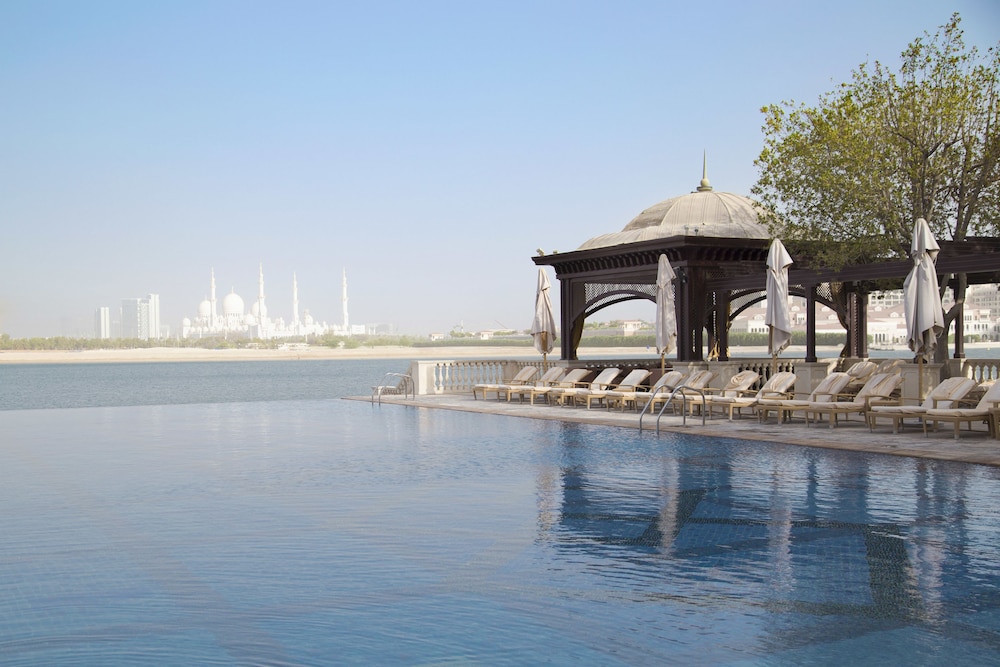 Shangri-la Hotel Qaryat Al Beri, Abu Dhabi Shangri-la Hotel Qaryat Al Beri, Abu Dhabi