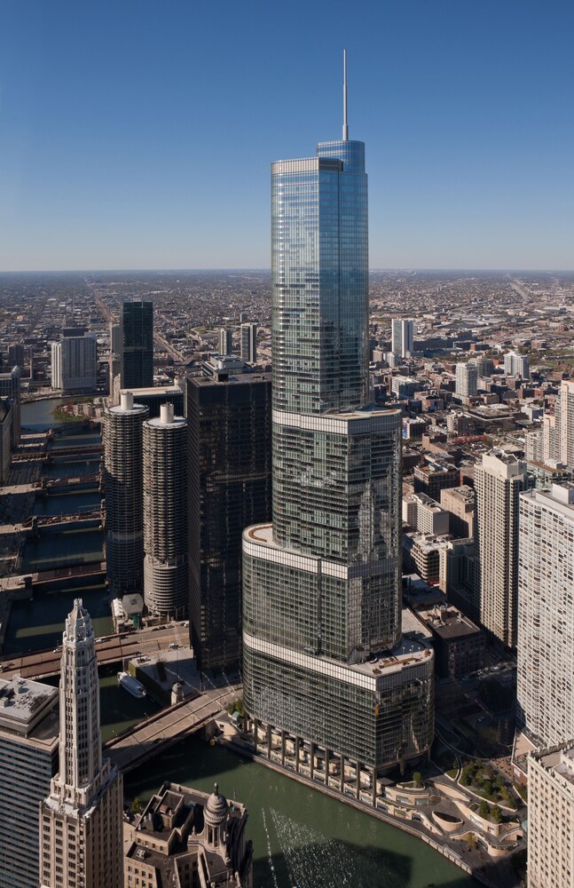 Trump International Hotel & Tower Chicago, Chicago Trump International Hotel & Tower Chicago, Chicago