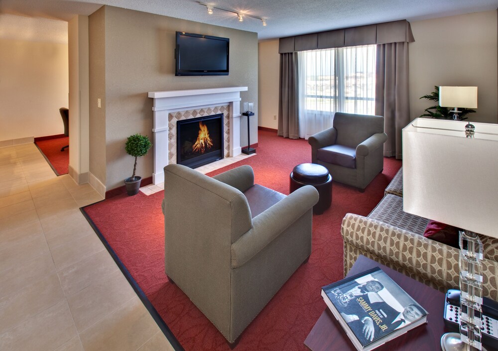 Holiday Inn & Suites Jordan Creek, West Des Moines Holiday Inn & Suites Jordan Creek, West Des Moines