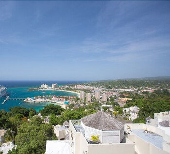 Columbus Heights Condominiums, Ocho Rios Columbus Heights Condominiums, Ocho Rios