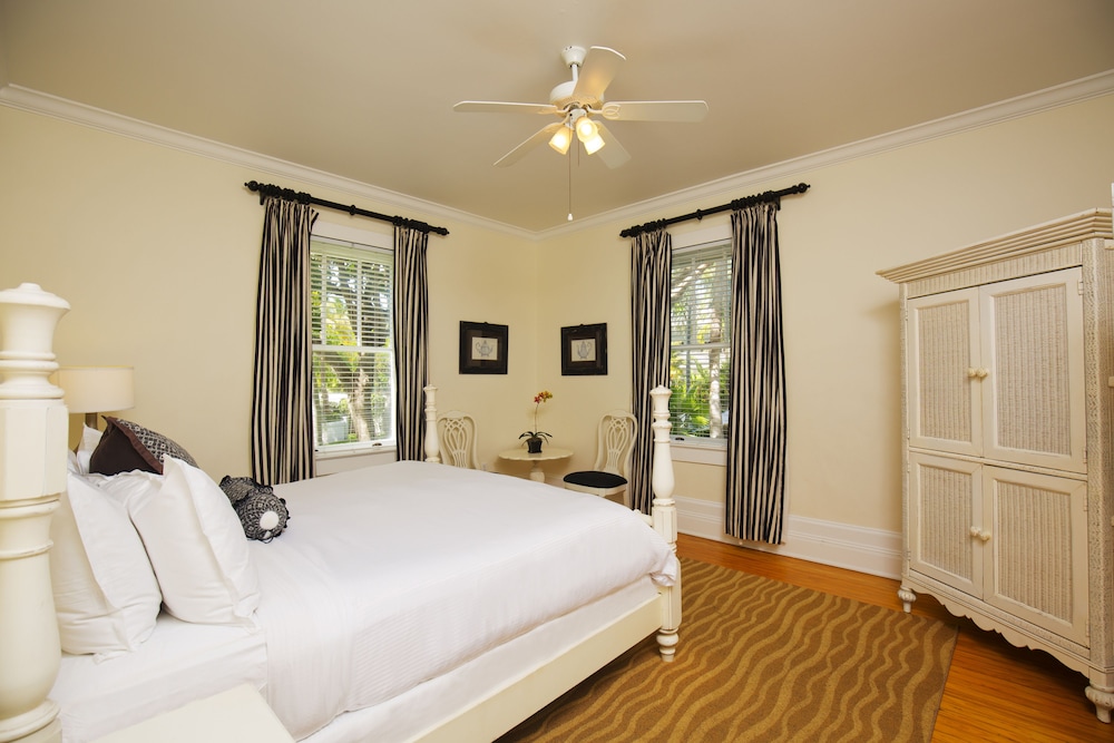 Weatherstation Inn, Key West Weatherstation Inn, Key West
