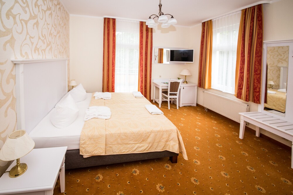 Ostseehotel Villen Im Park Ostseehotel Villen Im Park