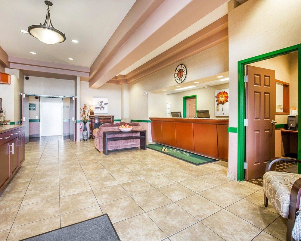 Quality Inn And Suites Lethbridge Division No 2 Alberta Hotel