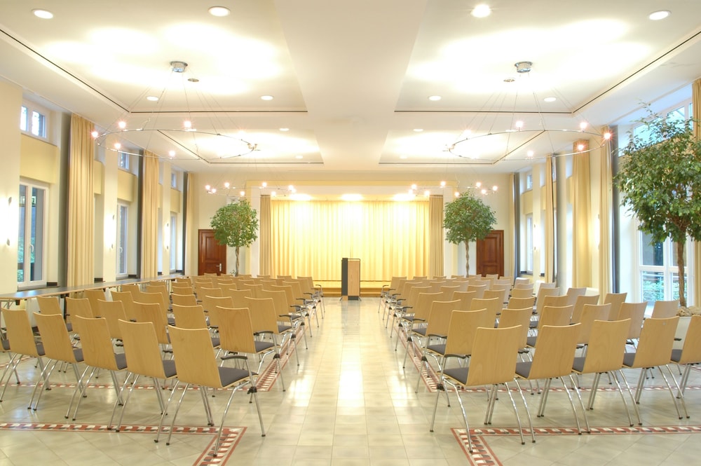 Hotel MutterHaus Düsseldorf, Dusseldorf Hotel MutterHaus Düsseldorf, Dusseldorf