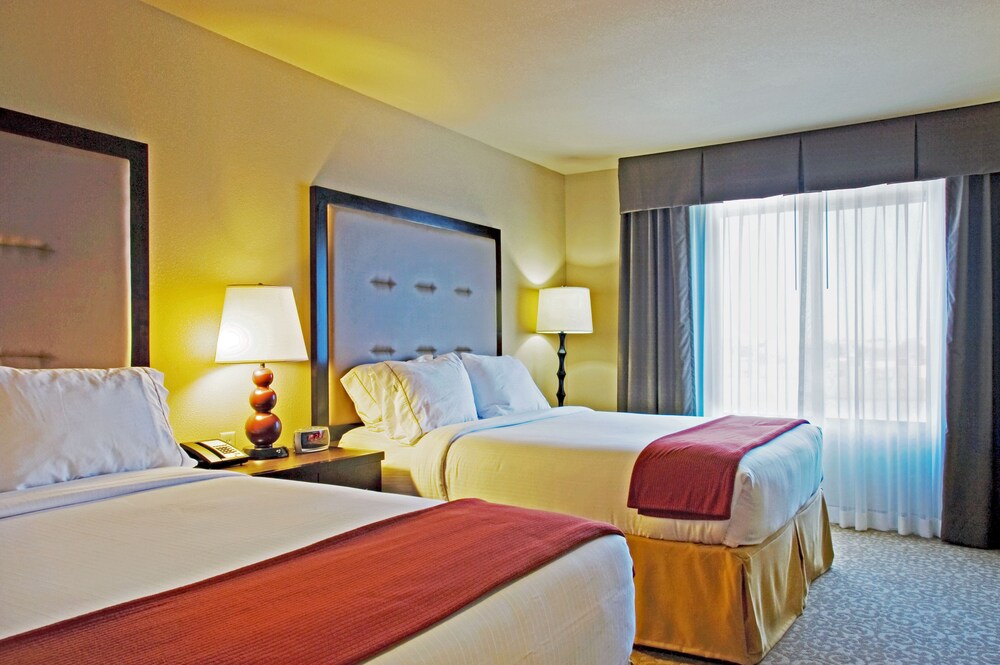Holiday Inn Express Wichita Falls, Wichita Falls Holiday Inn Express Wichita Falls, Wichita Falls
