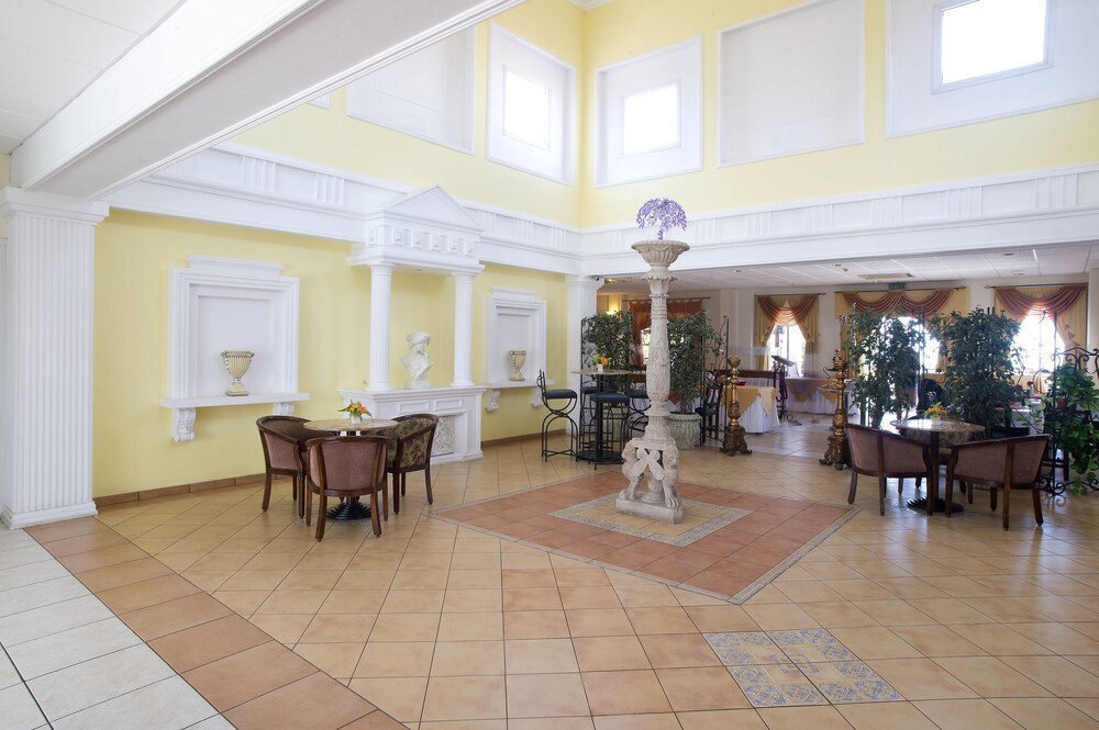 Akamanthea Holiday Village, Paphos Akamanthea Holiday Village, Paphos