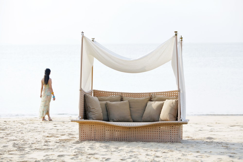 Banyan Tree Sanya Resort Spa, Hainan Banyan Tree Sanya Resort Spa, Hainan