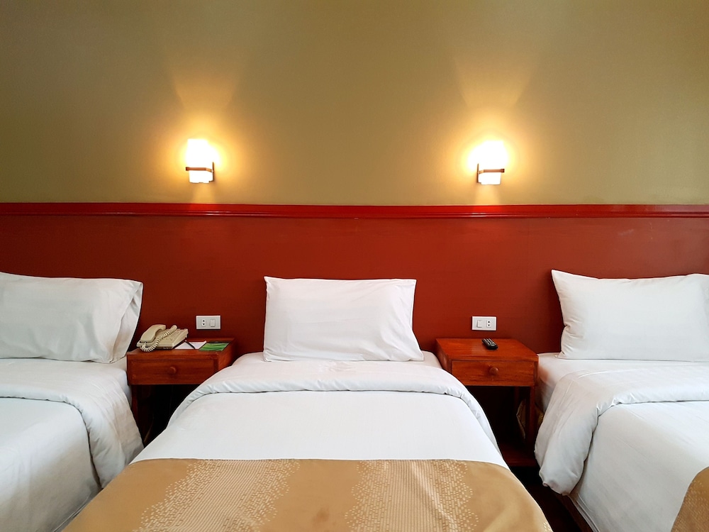 BSA Tower Serviced Residences, Makati BSA Tower Serviced Residences, Makati